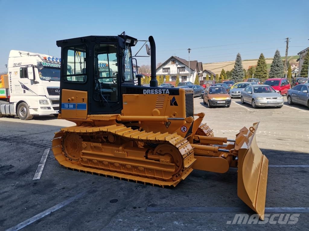 Dressta TD9H Crawler dozers