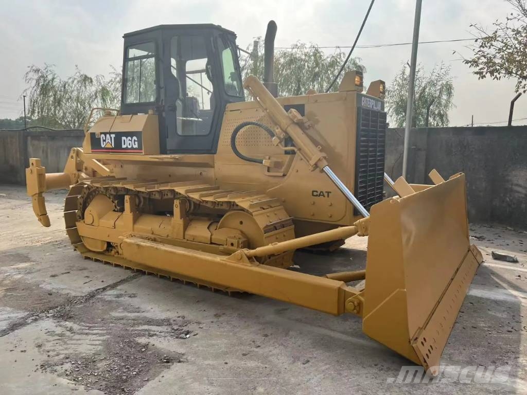 CAT D 6 G 履帶推土機