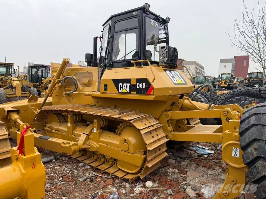 CAT D 6 G 履帶推土機