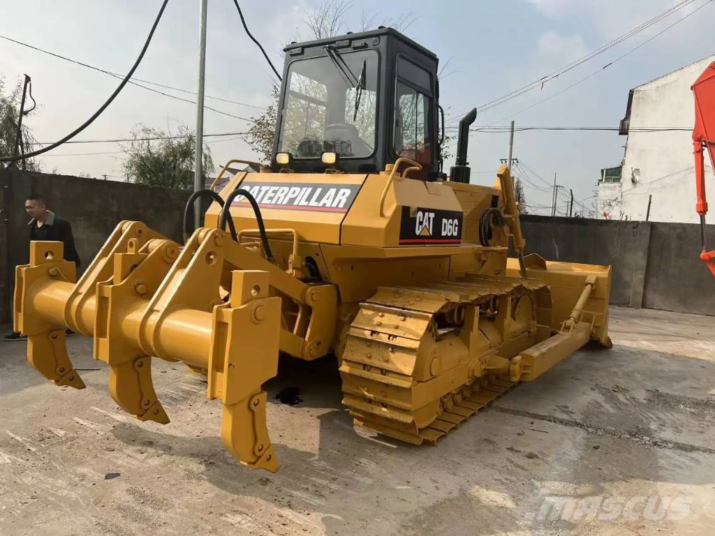 CAT D 6 G 履帶推土機