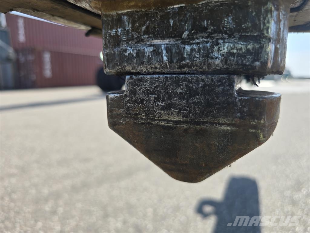 Kalmar DRG450-60C5 Reach-Stacker