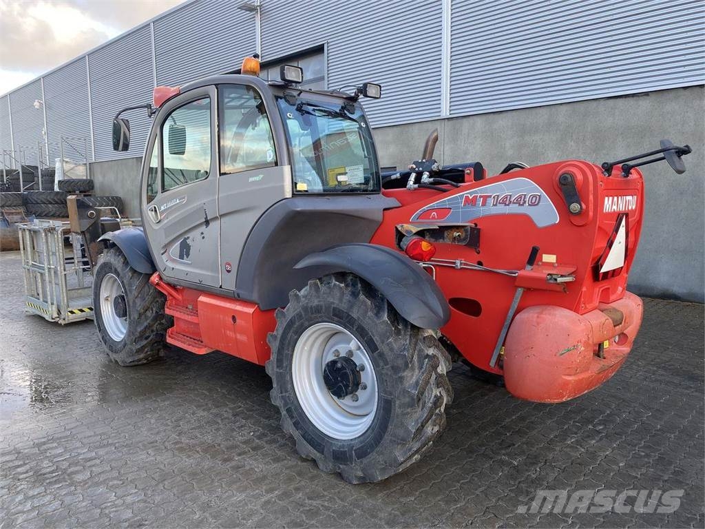 Manitou MT1440A ST3B Telescopic handlers