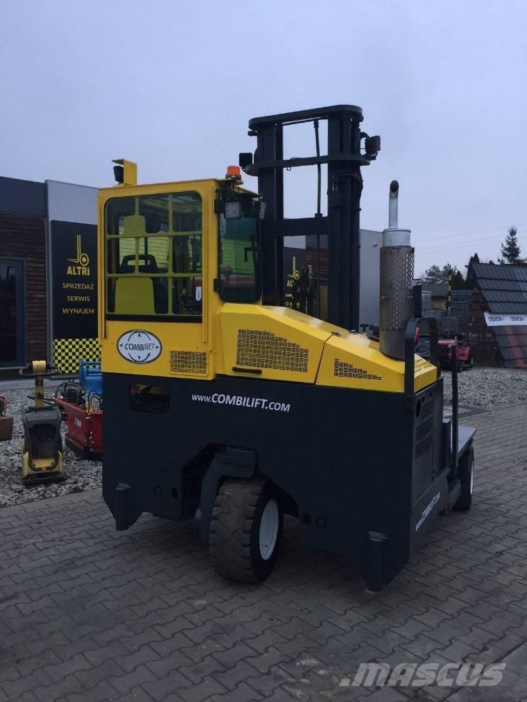 Combilift C5000XL Nelitietrukit