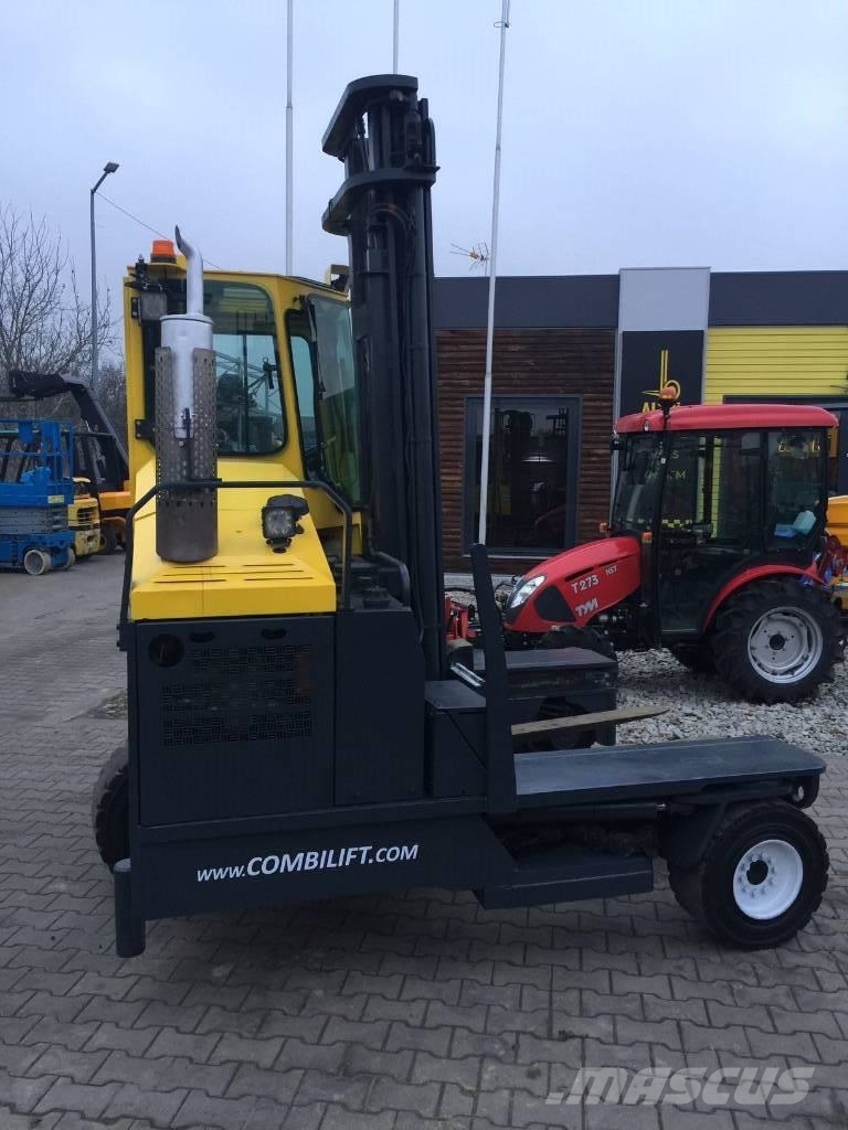 Combilift C5000XL Nelitietrukit