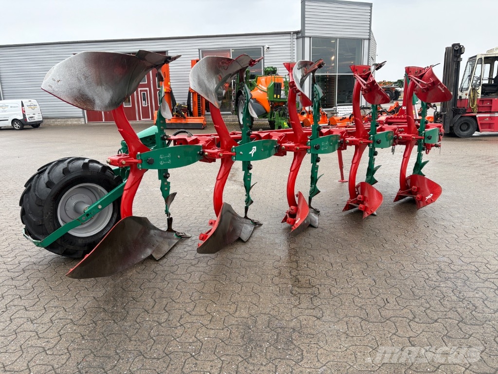 Kverneland 3300S Variomat Dvojstranné pluhy