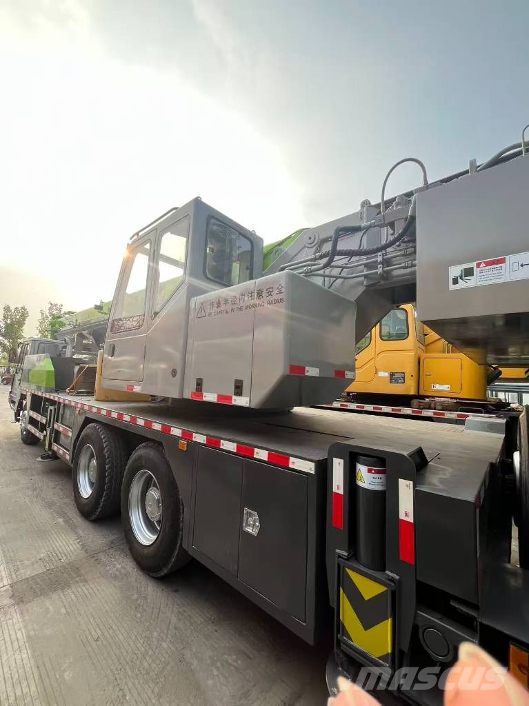 Zoomlion ZTC 251 V All terrain cranes