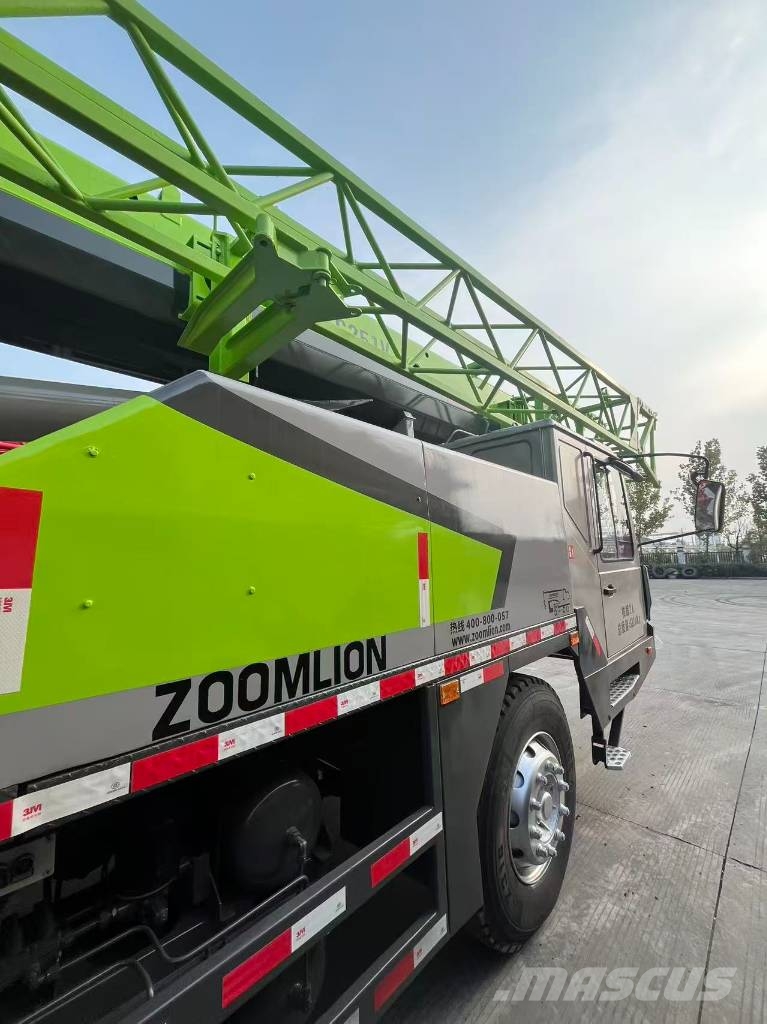 Zoomlion ZTC 251 V All terrain cranes