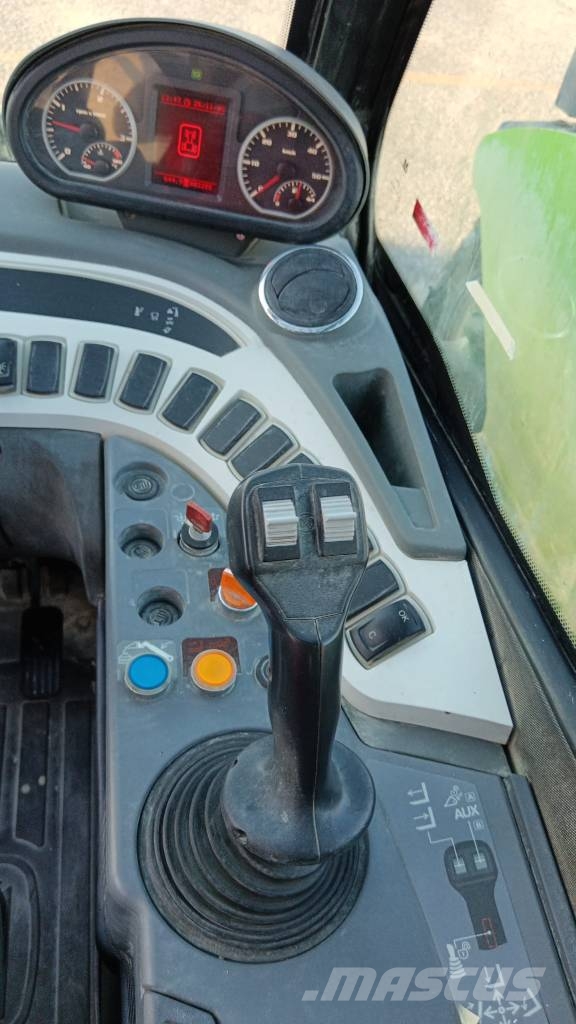 Merlo 27.6 مناولات متداخلة