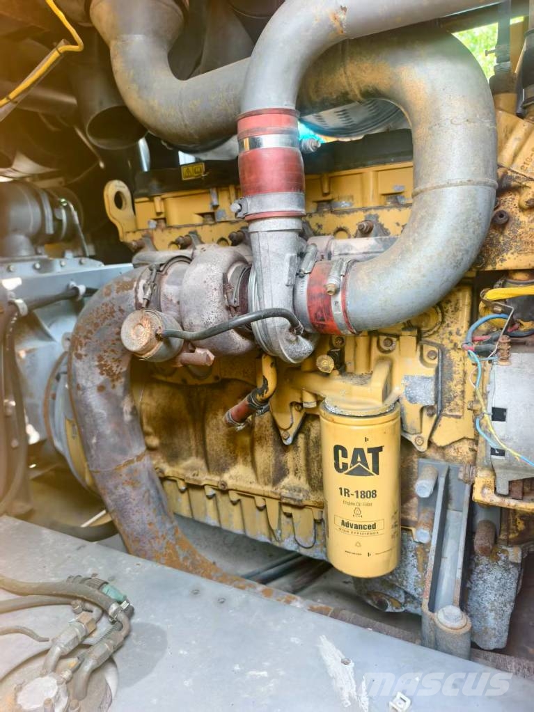 Atlas Copco XRHS836 air compressor مكابس