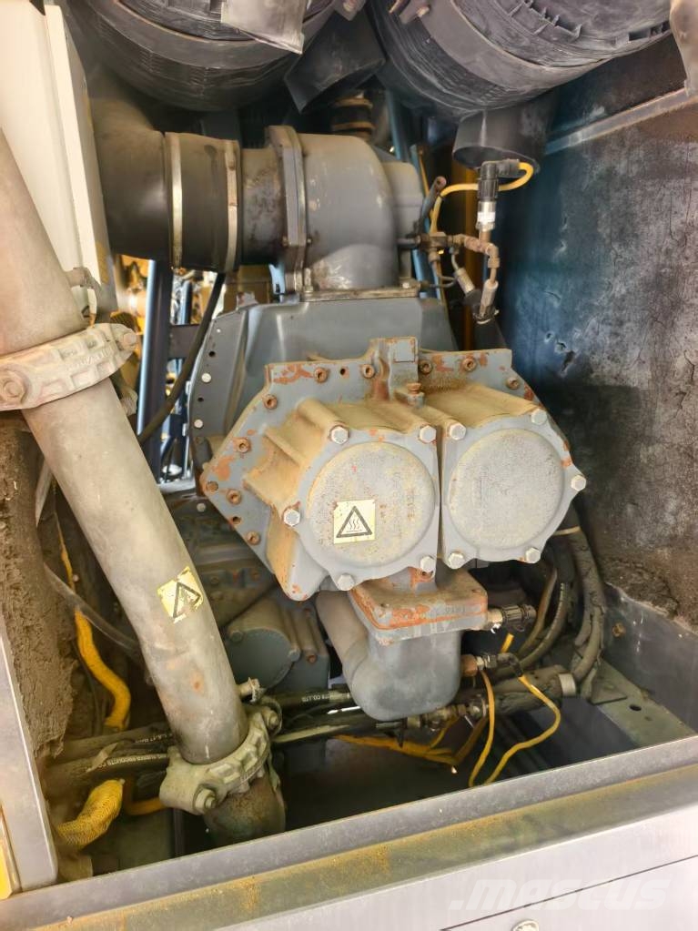 Atlas Copco XRHS836 air compressor مكابس