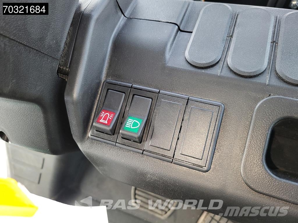 Hangcha CPD18 Electric Li-ion Forklift - Triplex - Warrant Electric forklifts