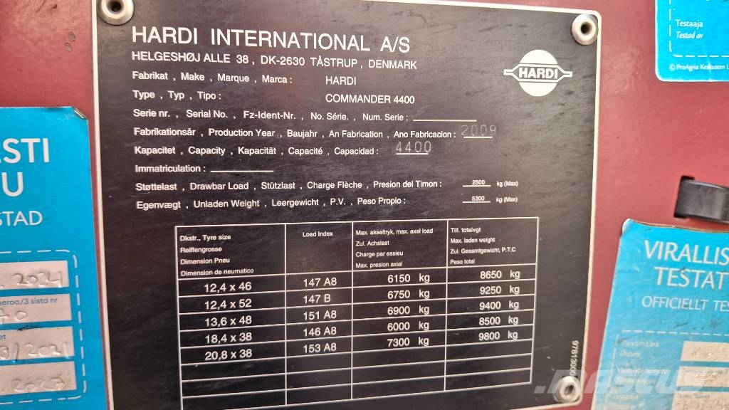 Commander 4400 -09 Delta 28m kysy syys tarjous tästä koneest Getrokken spuitmachines