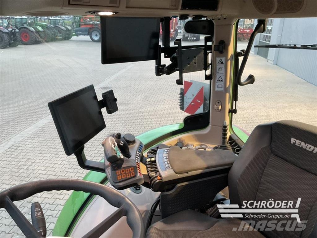 Fendt 724 VARIO GEN6 PROFI PLUS トラクター