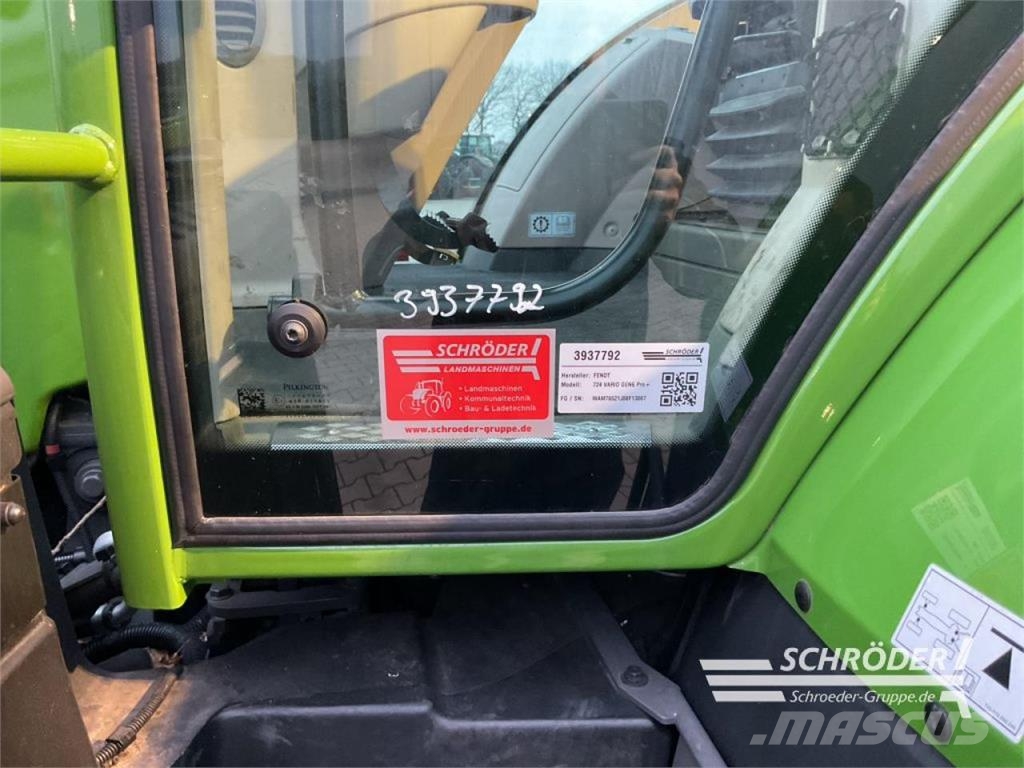 Fendt 724 VARIO GEN6 PROFI PLUS トラクター
