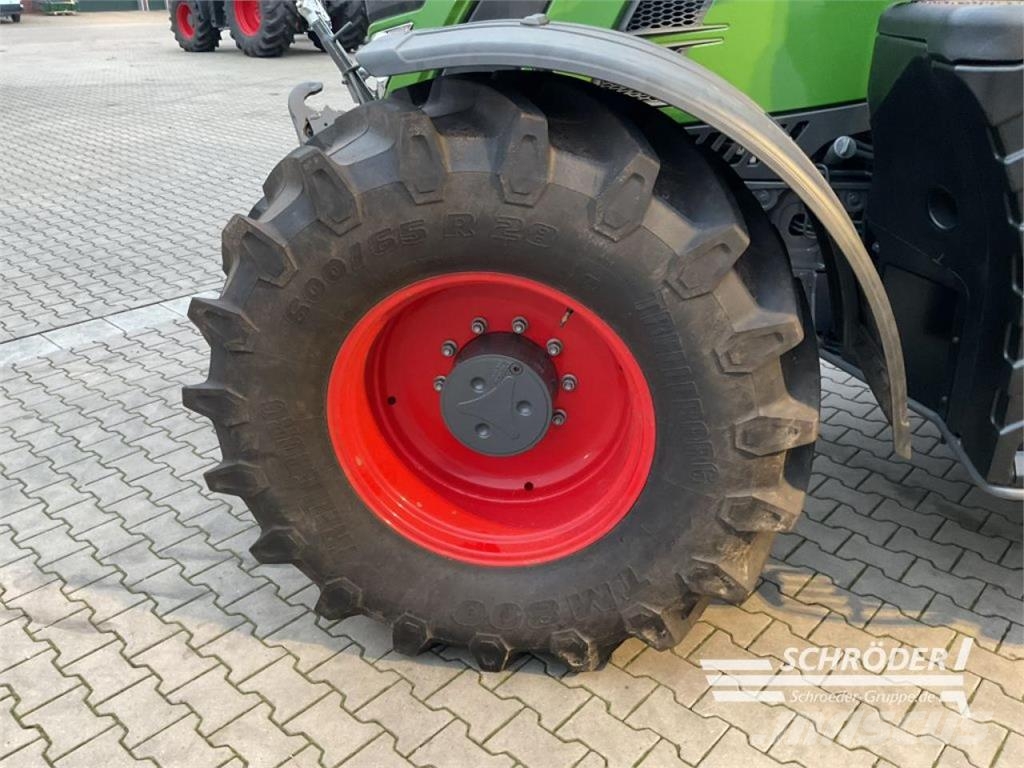 Fendt 724 VARIO GEN6 PROFI PLUS トラクター