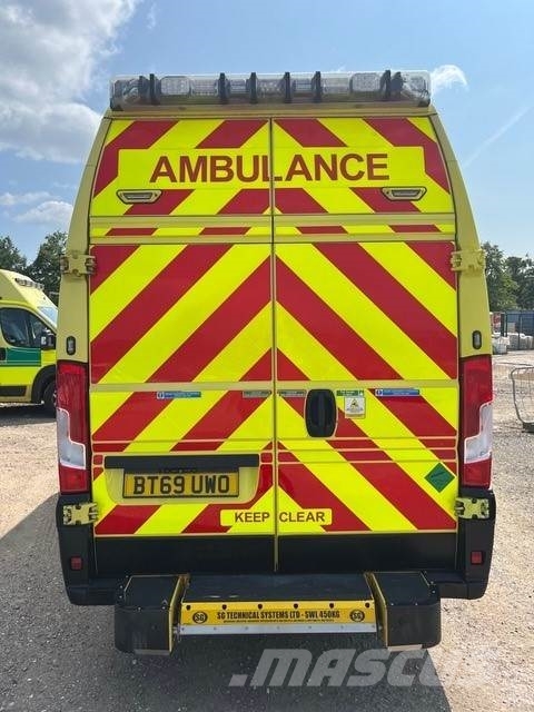 Fiat Ducato A&E Fiat Ducato A&E Vehicle with Stryker Pr Emergency vehicles