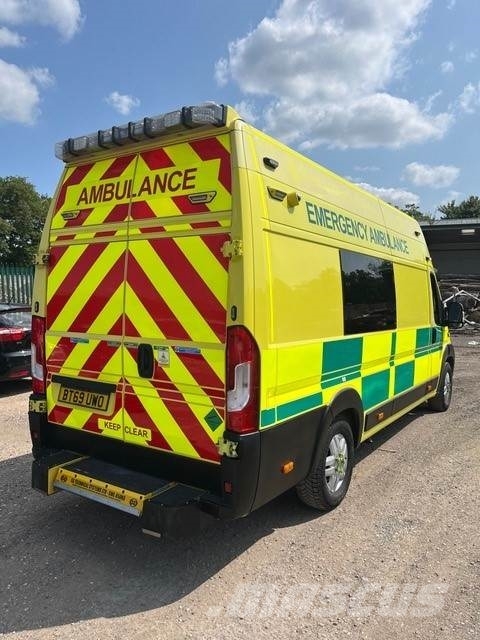 Fiat Ducato A&E Fiat Ducato A&E Vehicle with Stryker Pr Emergency vehicles
