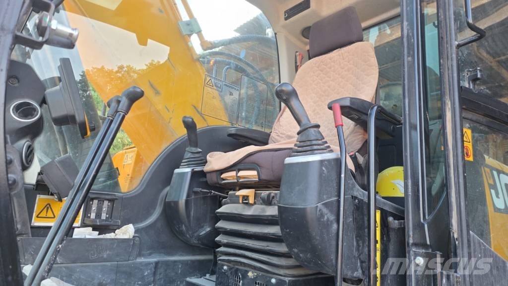 JCB JS 220 Excavadoras sobre orugas