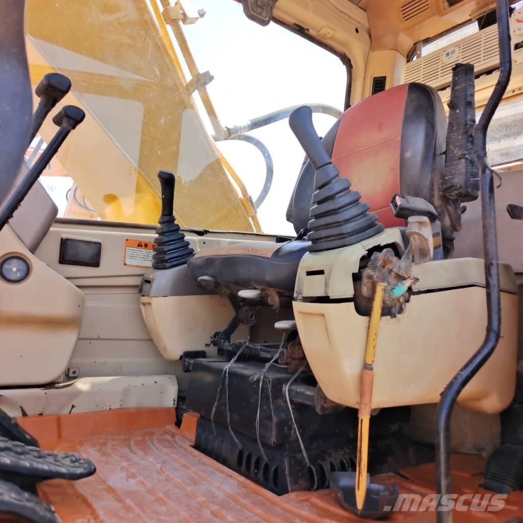 CAT 320 B L direct‑injection engine Pelle sur chenilles