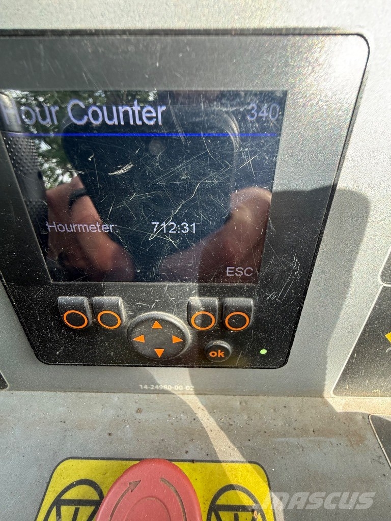 VERSALIFT VTL-145-F MB Sprinter المنصات الهوائية المثبتة على شاحنة