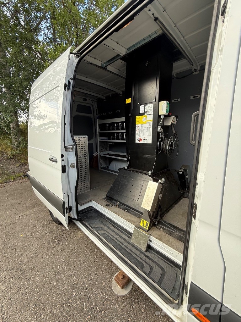 VERSALIFT VTL-145-F MB Sprinter المنصات الهوائية المثبتة على شاحنة