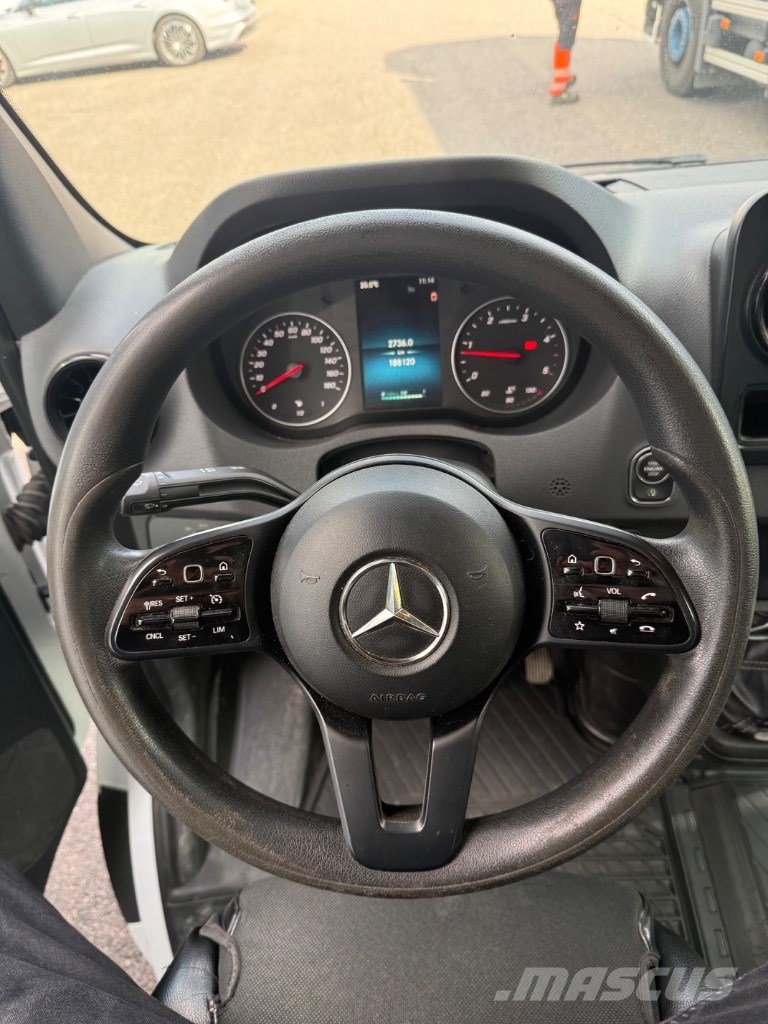 VERSALIFT VTL-145-F MB Sprinter المنصات الهوائية المثبتة على شاحنة