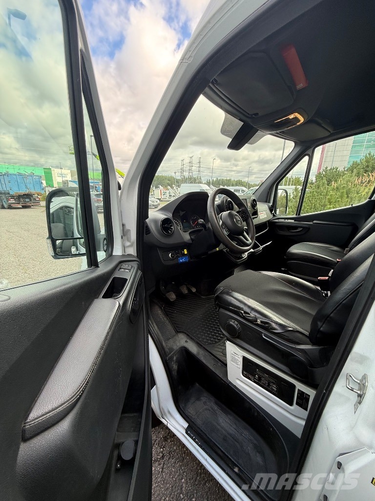 VERSALIFT VTL-145-F MB Sprinter المنصات الهوائية المثبتة على شاحنة
