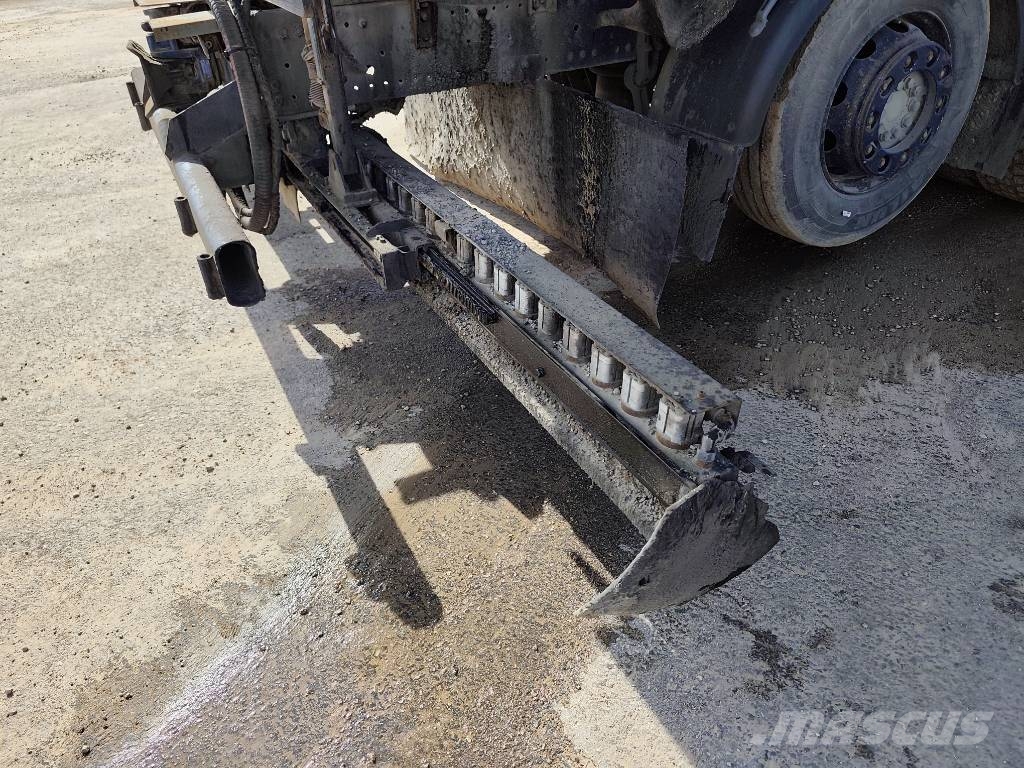 MB Crusher ACTROS MADROG MADROG SMB 8000 Bitumen Sprayer