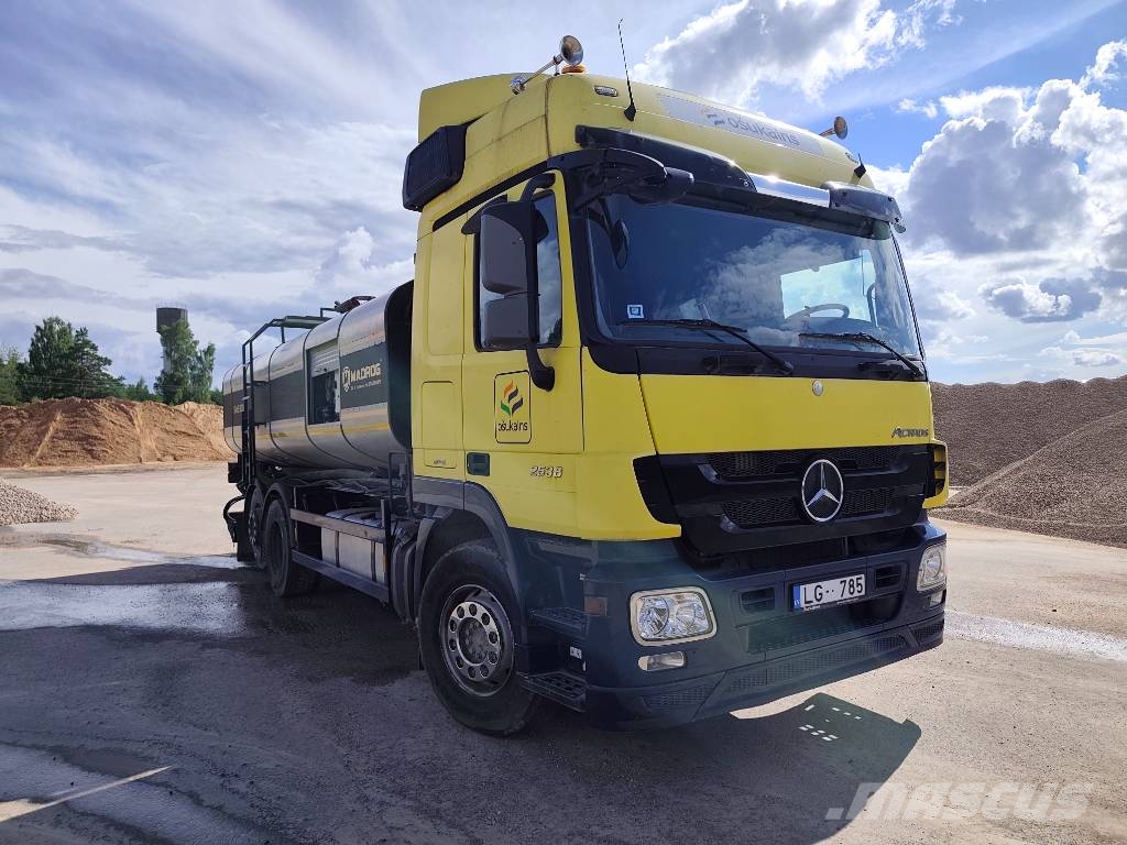 MB Crusher ACTROS MADROG MADROG SMB 8000 Bitumen Sprayer