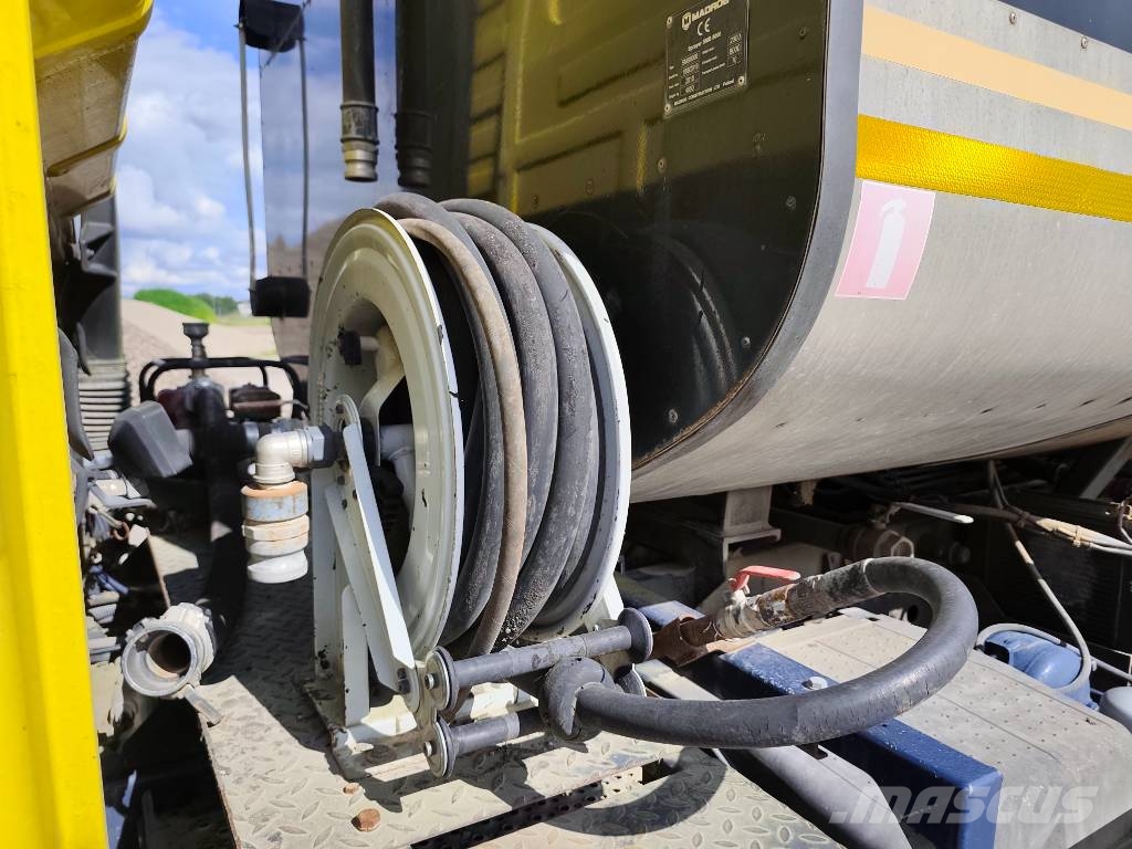 MB Crusher ACTROS MADROG MADROG SMB 8000 Bitumen Sprayer