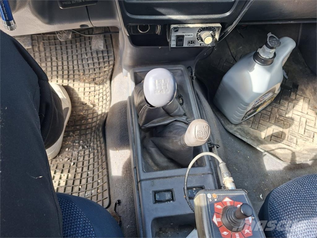 Toyota Hilux Plogbilar