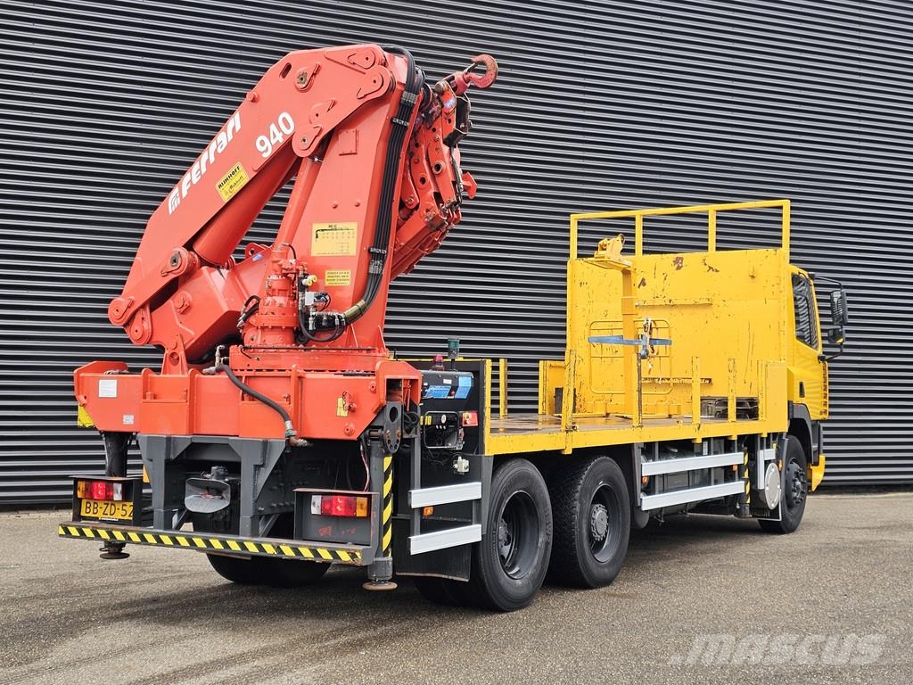 DAF CF 85.330 ATI / 40 t/m CRANE / KRAN / 8.500 km! Nosturiautot