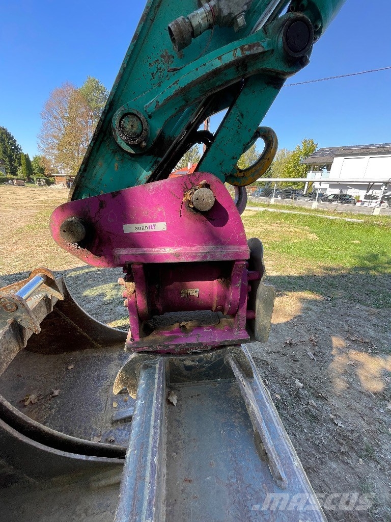 Kobelco SK 140 Телескопічні навантажувачі
