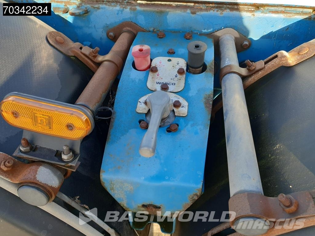 Renders - Has 3 axles Liftachse Mutl 45ft Semi remorque porte container
