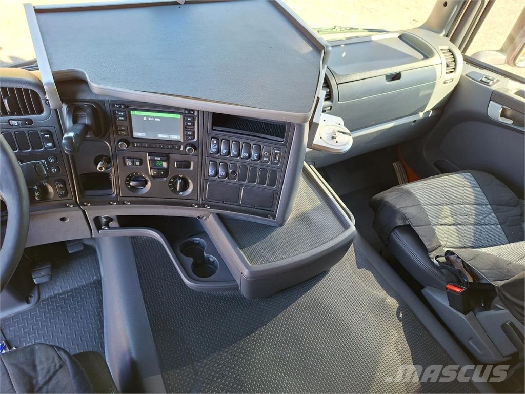 Scania G450 6X4 + PALFINGER M12Z105 +  DOLL A3K-9L500-6 Chassis met cabine