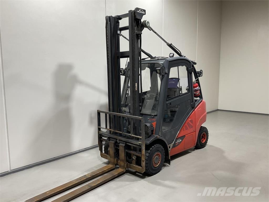 Linde H25D-02 Diesel forklifts