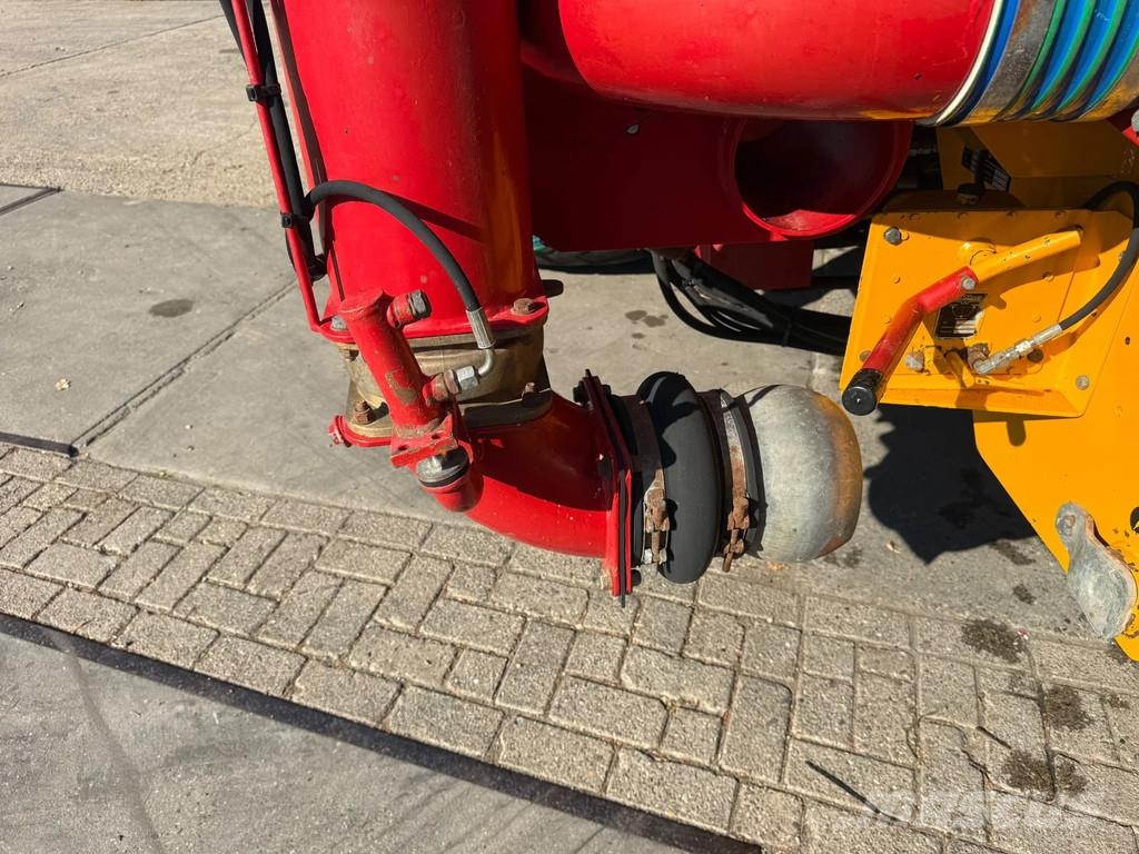 Schuitemaker Robusta 275 Bomech 12 meter Zuigarm Borger Afgifte Gülletankwagen