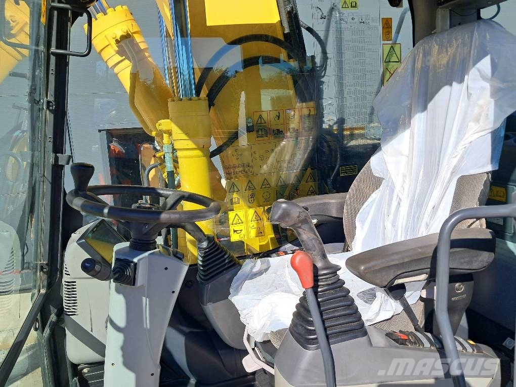 Komatsu PW148-10 Mobilbagger