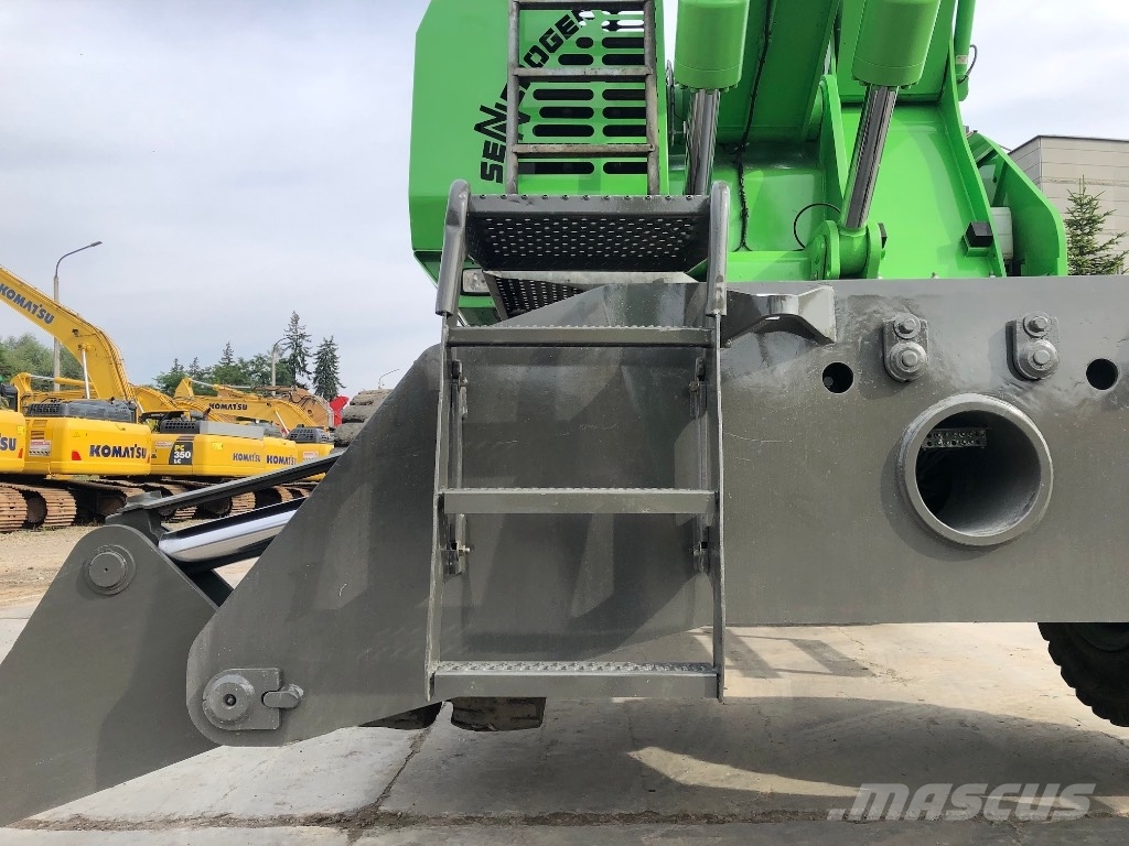 Sennebogen 830 Bageri za manipuliranje materijalom / otpadom