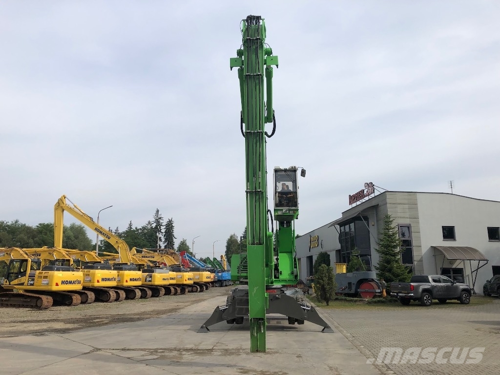 Sennebogen 830 Bageri za manipuliranje materijalom / otpadom