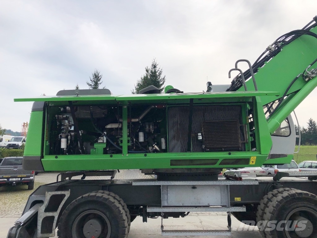 Sennebogen 830 Bageri za manipuliranje materijalom / otpadom