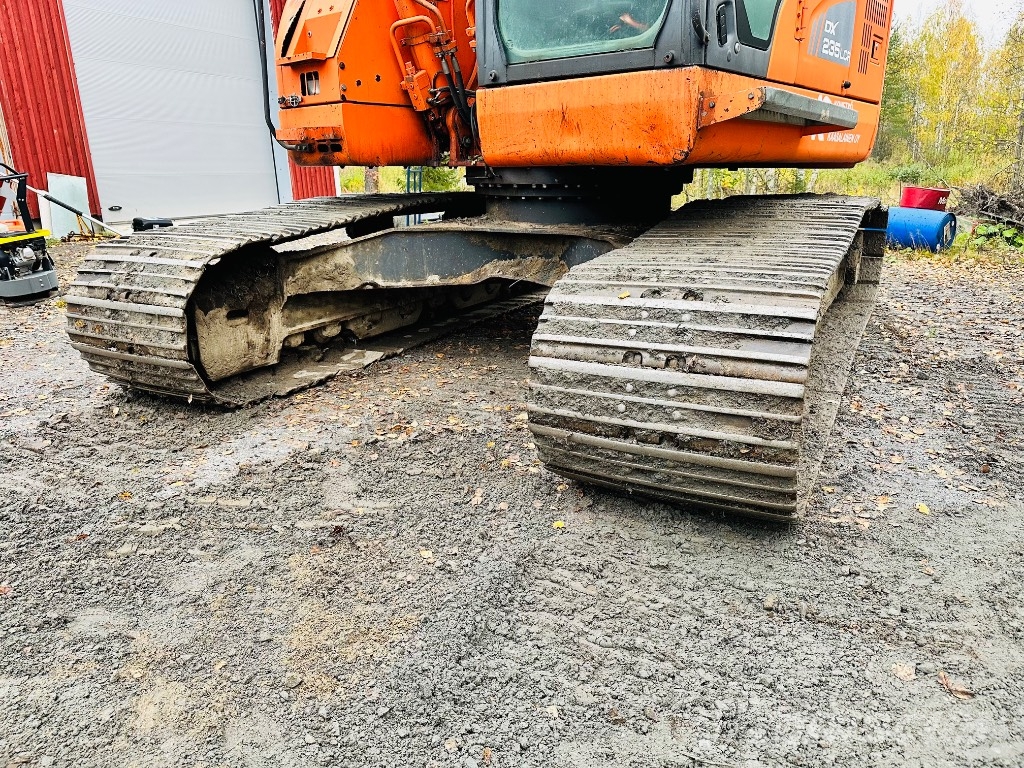 Doosan DX 235 LCR Telakaivukoneet
