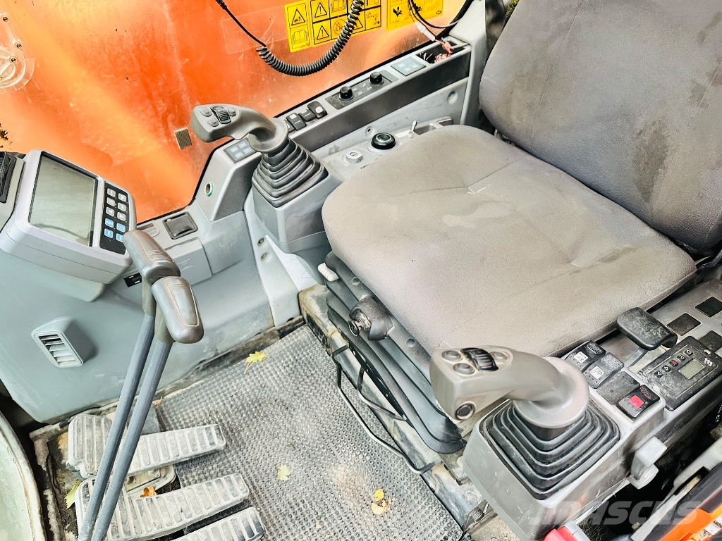 Doosan DX 235 LCR Telakaivukoneet
