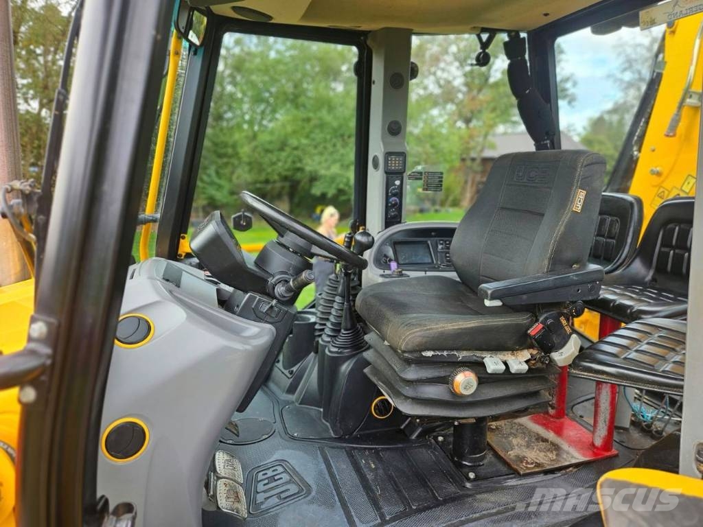 JCB 3 CX Rovokopači