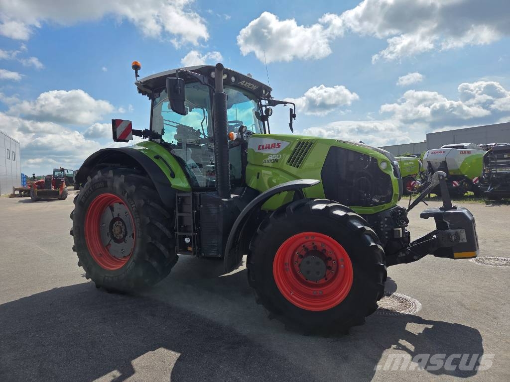 CLAAS Axion 850 トラクター