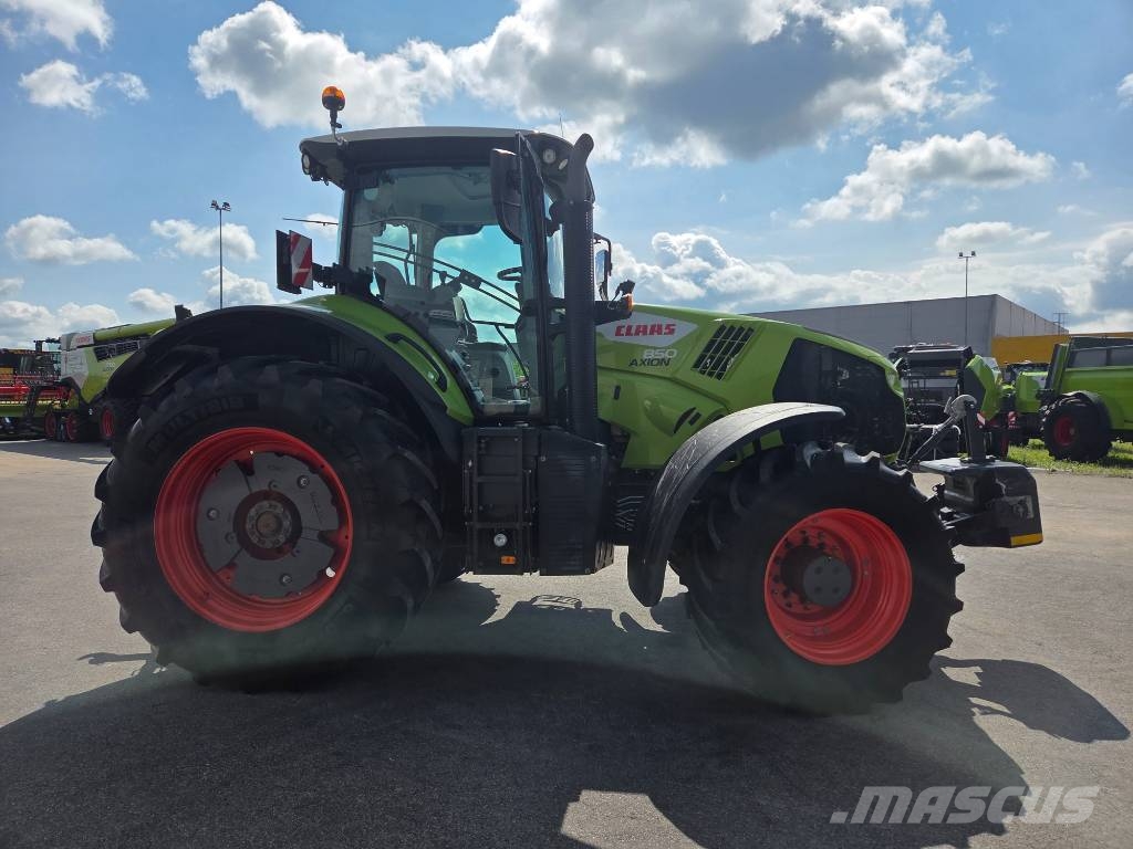 CLAAS Axion 850 トラクター