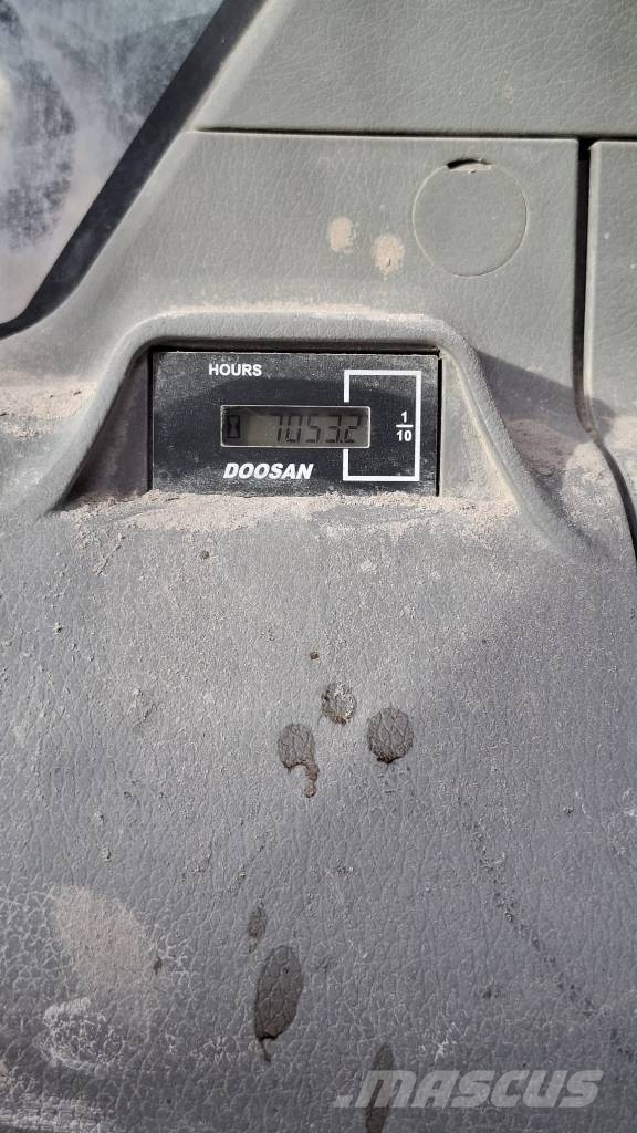 Doosan DX 165 W-5 Hjulgrävare