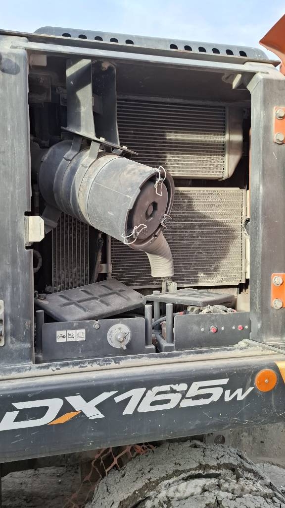 Doosan DX 165 W-5 Hjulgrävare