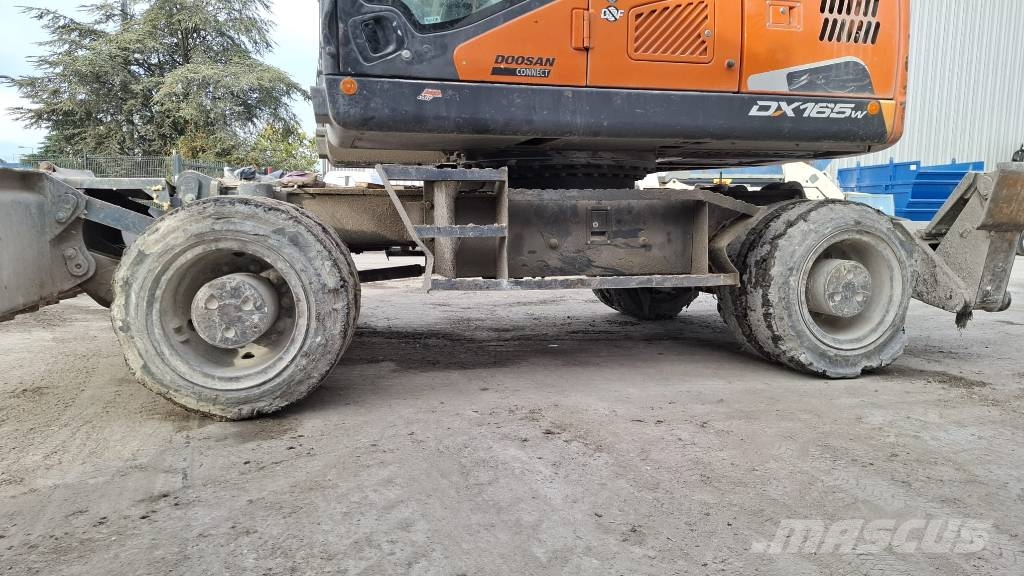 Doosan DX 165 W-5 Hjulgrävare