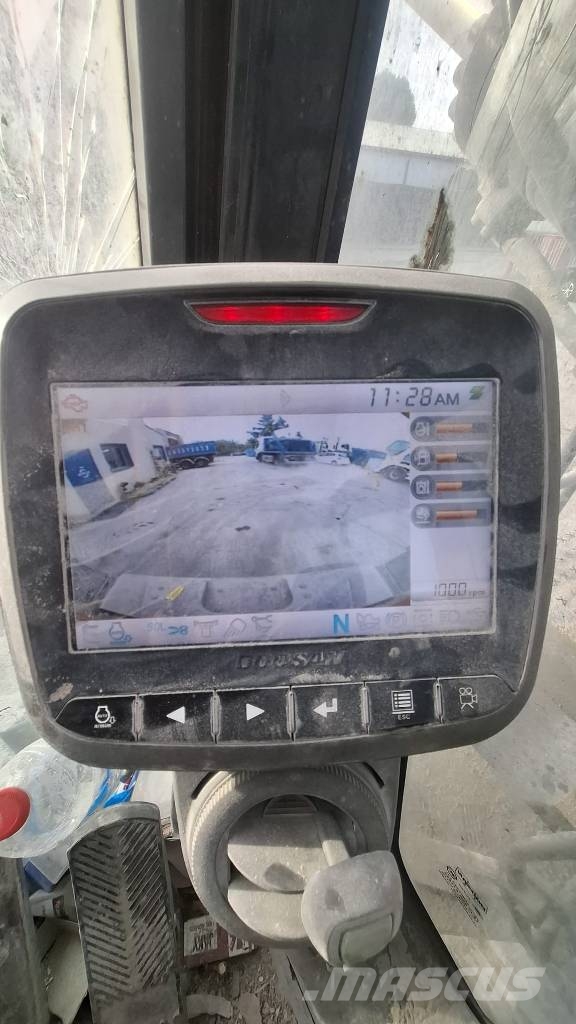 Doosan DX 165 W-5 Hjulgrävare